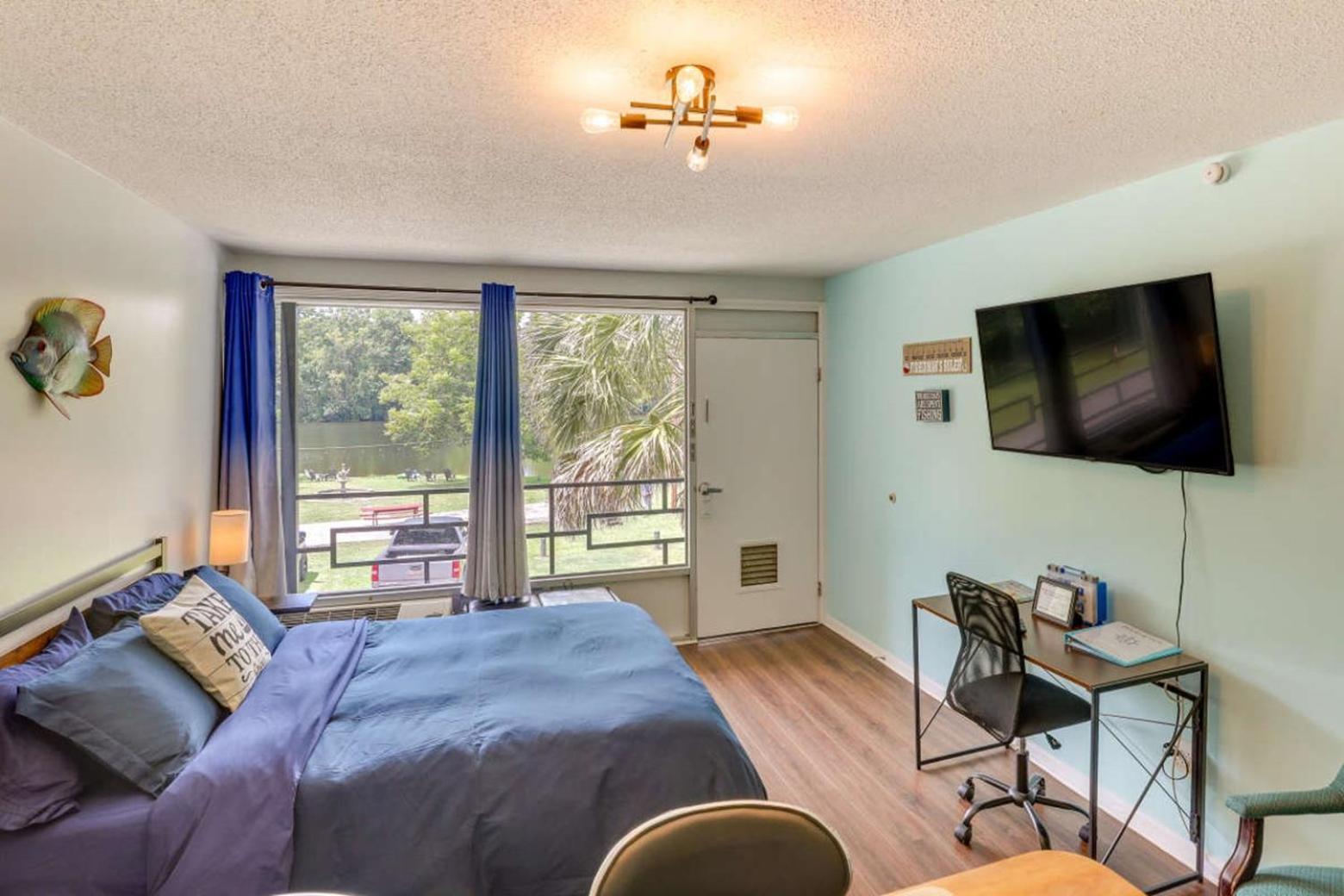 Bells Marina & Fishing - Santee Marion By I95 - Family Adventure, Pets On Request!