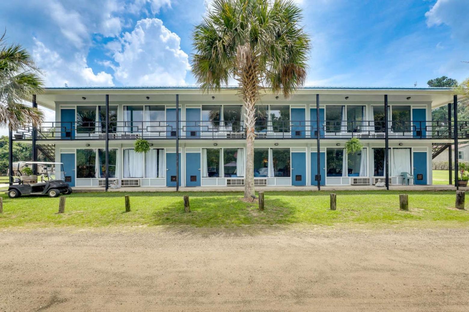 Bells Marina & Fishing - Santee Marion By I95 - Family Adventure, Pets On Request! 3* Eutawville