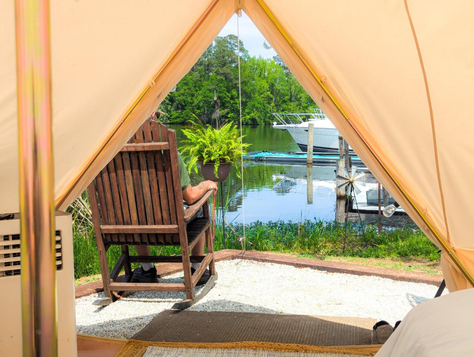 Bells Marina & Fishing - Santee Marion By I95 - Family Adventure, Pets On Request!